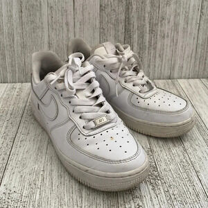 Womans White Air Force 1 Size 6.5
